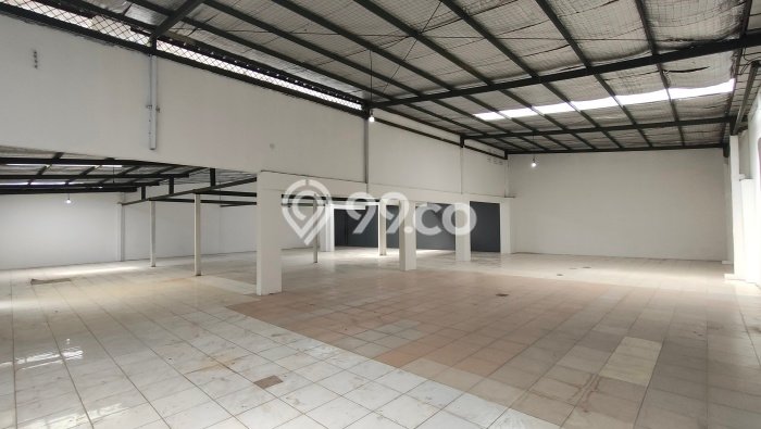 Gudang untuk Disewa di Pusat Bandung Luas Bangunan 500m2 Gudang untuk Disewa di Pusat Bandung Luas Bangunan 500m2