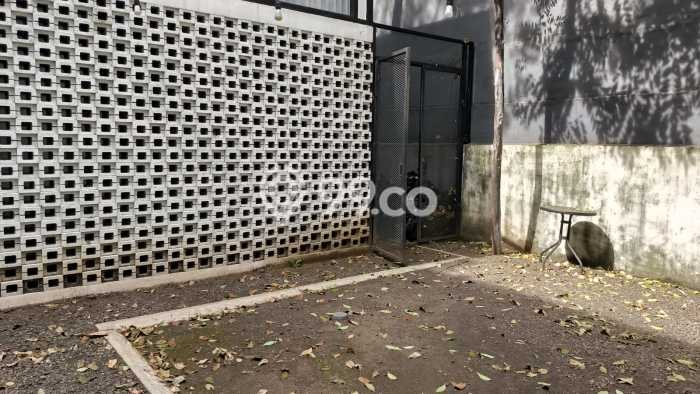 Rumah Elit LB 800m2 Siap Huni Desain Elegan di Mekar Wangi, Bandung Rumah Elit LB 800m2 Siap Huni Desain Elegan di Mekar Wangi, Bandung