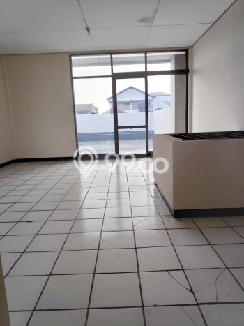 Ruko Dijual di Prime Area Bandung Luas 313m2 Ruko Dijual di Prime Area Bandung Luas 313m2