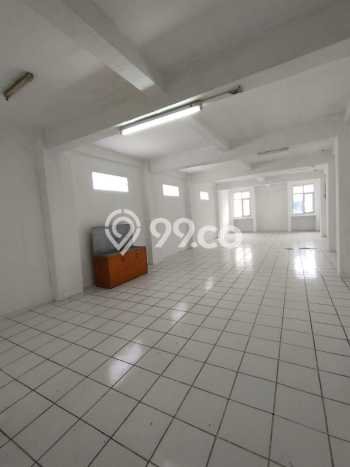 FOR SALE! Ruko di Astanaanyar Bandung, LT 100m2, LB 280m2 FOR SALE! Ruko di Astanaanyar Bandung, LT 100m2, LB 280m2