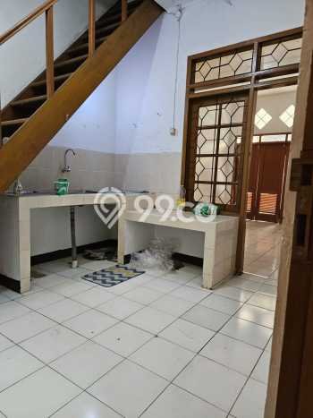 Rumah area , 3 KT, Akses Rumah Sakit, Luas 135m2m² LB 135m2m² Rumah area , 3 KT, Akses Rumah Sakit, Luas 135m2m² LB 135m2m²