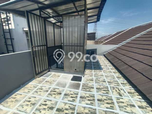 Rumah Minimalis 3 KT LT 120m2 di Taman Kopo Indah Rumah Minimalis 3 KT LT 120m2 di Taman Kopo Indah