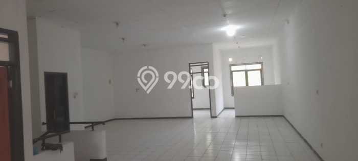 Ruko Dijual di Prime Area Bandung Luas 340m2 Ruko Dijual di Prime Area Bandung Luas 340m2