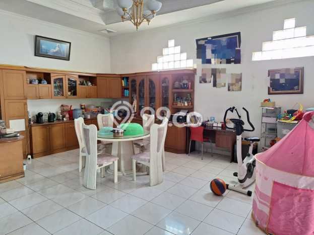 For Sale! Luxury House LT 475m2 Desain Modern di Gatot Subroto For Sale! Luxury House LT 475m2 Desain Modern di Gatot Subroto