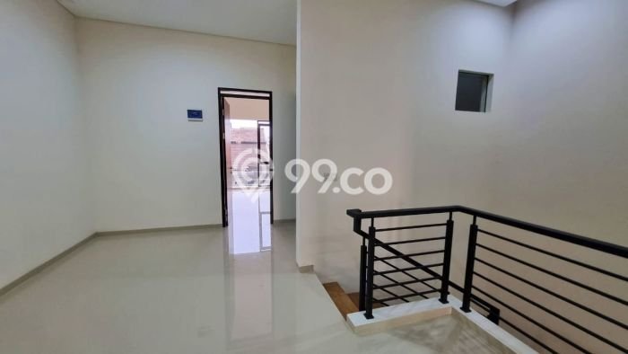 Dijual Rumah Eksklusif 4 KT di Taman Kopo Indah, Bandung Dijual Rumah Eksklusif 4 KT di Taman Kopo Indah, Bandung