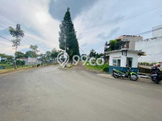 Tanah Lokasi Strategis Kawasan Cihanjuang, Luas 145m², Dekat ke Fasilitas Umum Tanah Lokasi Strategis Kawasan Cihanjuang, Luas 145m², Dekat ke Fasilitas Umum