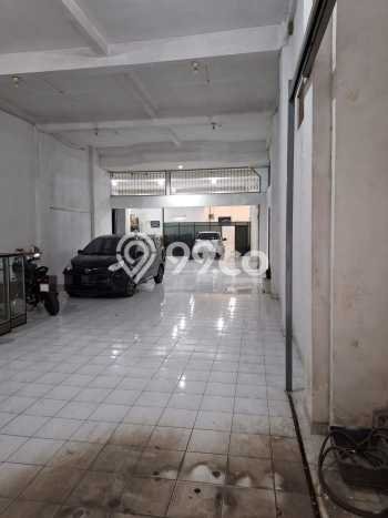 For Sale! Luxury House LT 475m2 Desain Modern di Gatot Subroto For Sale! Luxury House LT 475m2 Desain Modern di Gatot Subroto