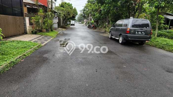 Rumah Impian dengan 4 Kamar Tidur di Kawasan Elite Mekar Wangi, Bandung Rumah Impian dengan 4 Kamar Tidur di Kawasan Elite Mekar Wangi, Bandung