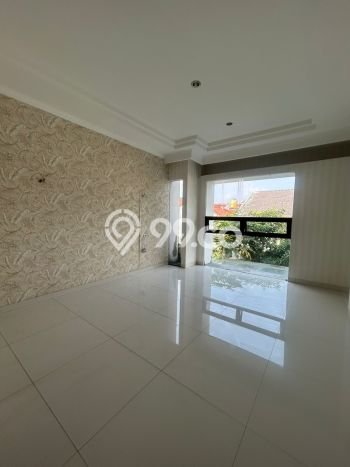 Jual Rumah Eksklusif 3 KT di Bandung Kota, Bandung Jual Rumah Eksklusif 3 KT di Bandung Kota, Bandung