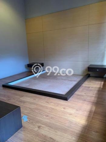 Ready to Use! Luxury House LT 200m2 Desain Modern di Singgasana Ready to Use! Luxury House LT 200m2 Desain Modern di Singgasana