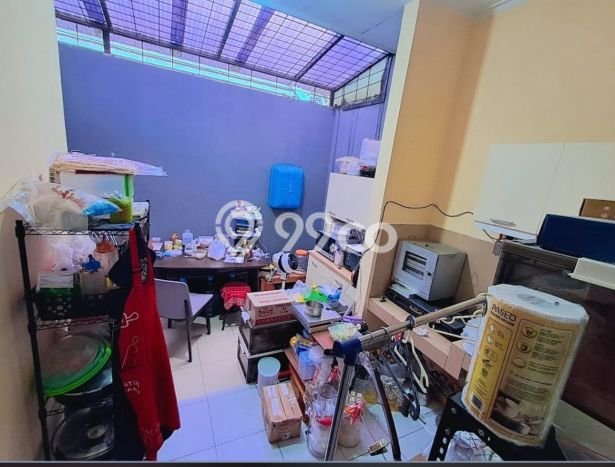 Rumah Modern 2 Kamar LT 90m2 di Taman Kopo Indah Rumah Modern 2 Kamar LT 90m2 di Taman Kopo Indah