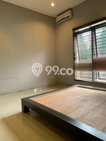 Ready to Use! Luxury House LT 200m2 Desain Modern di Singgasana Ready to Use! Luxury House LT 200m2 Desain Modern di Singgasana