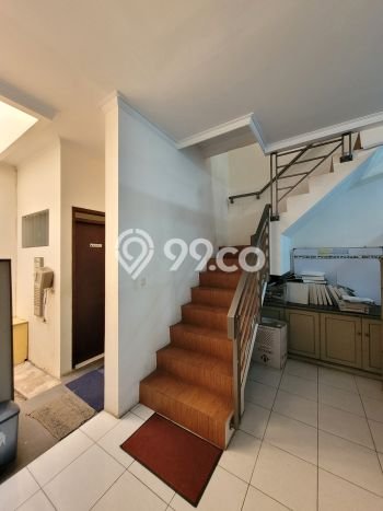 Ruko Dijual di Bandung LT 121m2 & LB 165m2 Lokasi Terbaik! Ruko Dijual di Bandung LT 121m2 & LB 165m2 Lokasi Terbaik!