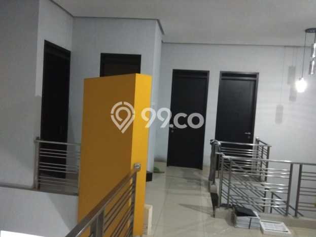 Rumah Minimalis 4 KT LT 176m2 di Taman Kopo Indah Rumah Minimalis 4 KT LT 176m2 di Taman Kopo Indah