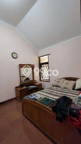 Siap Huni Hunian Elit 5 Kamar di Regol Dekat ke Mana Pun Siap Huni Hunian Elit 5 Kamar di Regol Dekat ke Mana Pun