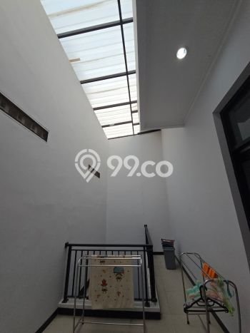Rumah Minimalis 3 KT LT 114m2 di Taman Kopo Indah Rumah Minimalis 3 KT LT 114m2 di Taman Kopo Indah
