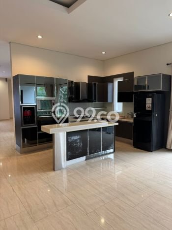 Rumah Luxury Modern Siap Huni di Kota Baru Parahyangan Bandung Rumah Luxury Modern Siap Huni di Kota Baru Parahyangan Bandung