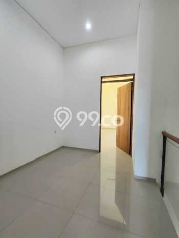 Rumah Elit LB 208m2 Siap Huni Desain Elegan di Bandung Barat, Bandung Rumah Elit LB 208m2 Siap Huni Desain Elegan di Bandung Barat, Bandung