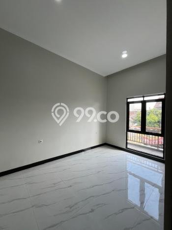 Rumah Minimalis 4 KT di Taman Kopo Indah Bandung Unfurnished Rumah Minimalis 4 KT di Taman Kopo Indah Bandung Unfurnished