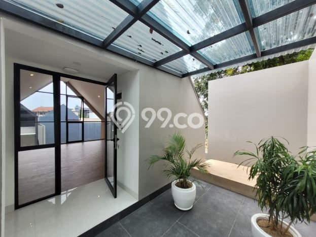 Jual Rumah Mewah Elegan Dengan View Eksklusif di Setra Duta, Bandung Jual Rumah Mewah Elegan Dengan View Eksklusif di Setra Duta, Bandung