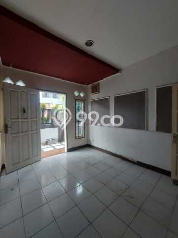 Rumah Modern 5 KT LT 155m2 di Taman Kopo Indah Rumah Modern 5 KT LT 155m2 di Taman Kopo Indah