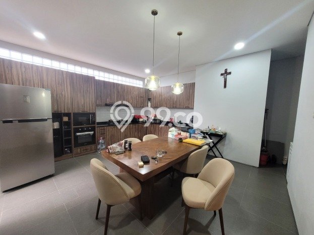 Rumah Luxury Modern Tanpa Renovasi di Bandung Kota Bandung Rumah Luxury Modern Tanpa Renovasi di Bandung Kota Bandung
