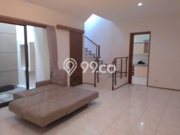 Rumah Luxury Modern Tanpa Renovasi di Setra Duta Bandung Rumah Luxury Modern Tanpa Renovasi di Setra Duta Bandung