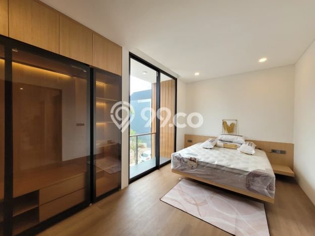 Jual Rumah Mewah Elegan Dengan View Eksklusif di Setra Duta, Bandung Jual Rumah Mewah Elegan Dengan View Eksklusif di Setra Duta, Bandung