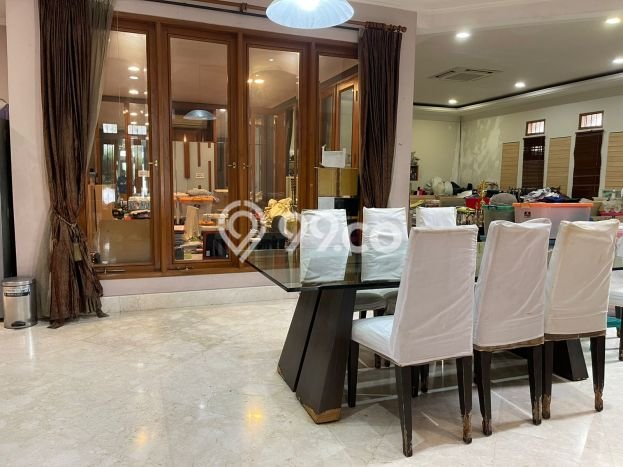 Jual Rumah Luas Elegan Dengan View Cantik di Sunrise Garden, Jakarta Barat Jual Rumah Luas Elegan Dengan View Cantik di Sunrise Garden, Jakarta Barat