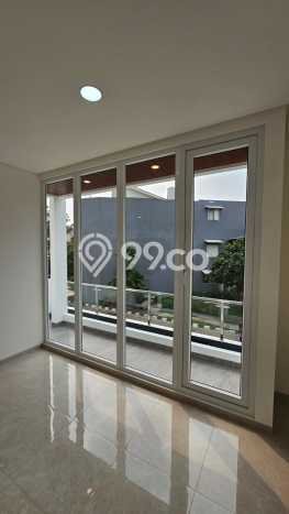 Dijual Rumah Mewah Elegan Dengan View Cantik di Taman Palem, Jakarta Barat Dijual Rumah Mewah Elegan Dengan View Cantik di Taman Palem, Jakarta Barat