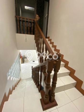 Rumah Elit LB 200m2 Siap Pakai Desain Elegan di Taman Ratu, Jakarta Barat Rumah Elit LB 200m2 Siap Pakai Desain Elegan di Taman Ratu, Jakarta Barat