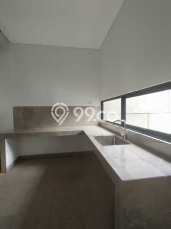 Rumah Luxury Modern Tanpa Renovasi di Gading Serpong Tangerang Rumah Luxury Modern Tanpa Renovasi di Gading Serpong Tangerang
