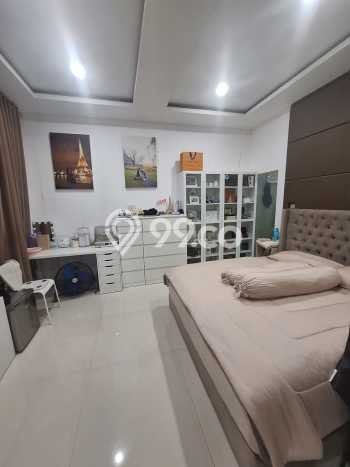 Rumah Luxury Modern Tanpa Renovasi di Daan Mogot Jakarta Barat Rumah Luxury Modern Tanpa Renovasi di Daan Mogot Jakarta Barat