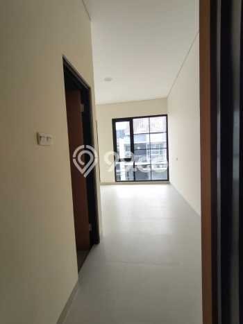Rumah Luxury Modern Tanpa Renovasi di Sunrise Garden Jakarta Barat Rumah Luxury Modern Tanpa Renovasi di Sunrise Garden Jakarta Barat