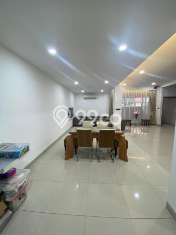 Jual Rumah Luas Megah Dengan View Eksklusif di Duri Kepa, Jakarta Barat Jual Rumah Luas Megah Dengan View Eksklusif di Duri Kepa, Jakarta Barat