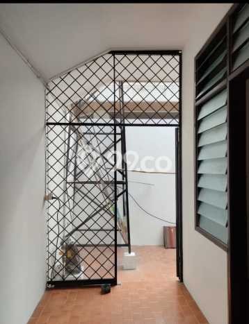 For Sale! Premium House LT 200m2 Desain Modern di Green garden For Sale! Premium House LT 200m2 Desain Modern di Green garden