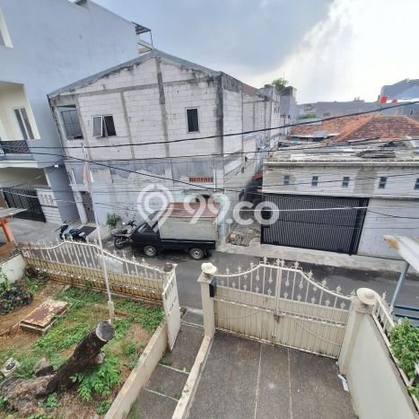 Rumah Modern 3 Kamar LT 209m2 di Sunrise Garden Rumah Modern 3 Kamar LT 209m2 di Sunrise Garden