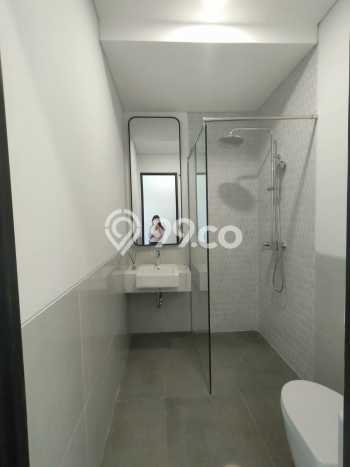 Rumah Luxury Modern Tanpa Renovasi di Gading Serpong Tangerang Rumah Luxury Modern Tanpa Renovasi di Gading Serpong Tangerang