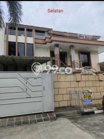 Jual Rumah Luas Megah Dengan View Cantik di Sunrise Garden, Jakarta Barat Jual Rumah Luas Megah Dengan View Cantik di Sunrise Garden, Jakarta Barat