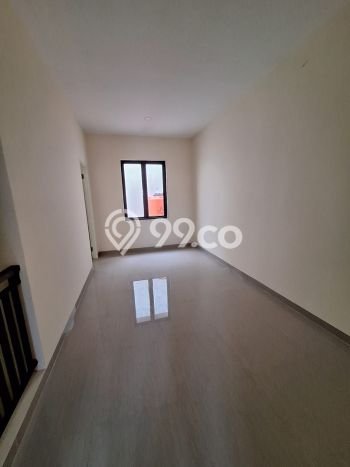 Dijual Rumah Luas Megah Dengan View Eksklusif di Taman Ratu, Jakarta Barat Dijual Rumah Luas Megah Dengan View Eksklusif di Taman Ratu, Jakarta Barat