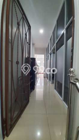 Rumah Elit Modern Tanpa Renovasi di Jelambar Jakarta Barat Rumah Elit Modern Tanpa Renovasi di Jelambar Jakarta Barat