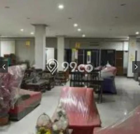 Unit Ruko disewakan di Ciputat Tangerang Selatan dengan LT 300m2 / LB 700m2 Unit Ruko disewakan di Ciputat Tangerang Selatan dengan LT 300m2 / LB 700m2