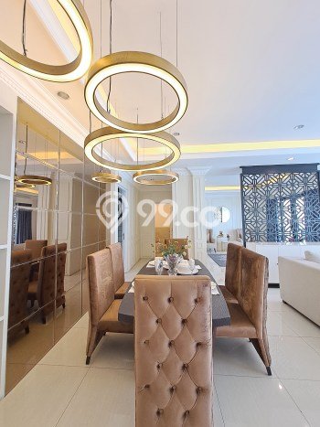 For Sale! Luxury House LT 154m2 Desain Elegan di Lebak Bulus For Sale! Luxury House LT 154m2 Desain Elegan di Lebak Bulus