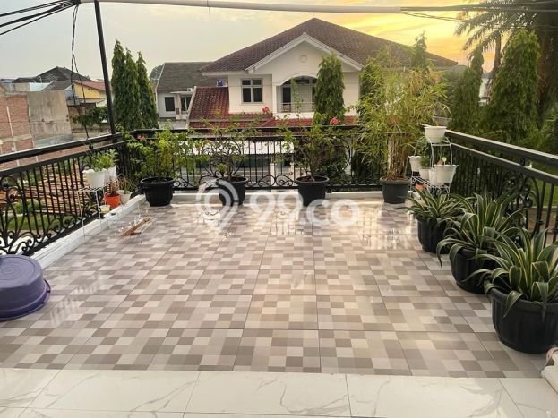 Dijual Hunian Mewah dengan Fasilitas Sekitar Komplit di Pamulang, Tangerang Selatan Dijual Hunian Mewah dengan Fasilitas Sekitar Komplit di Pamulang, Tangerang Selatan
