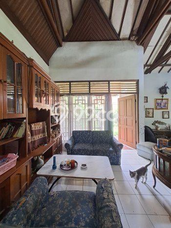 Jual Rumah Bagus Siap Huni LB 160m2 di Pamulang, Tangerang Selatan Jual Rumah Bagus Siap Huni LB 160m2 di Pamulang, Tangerang Selatan
