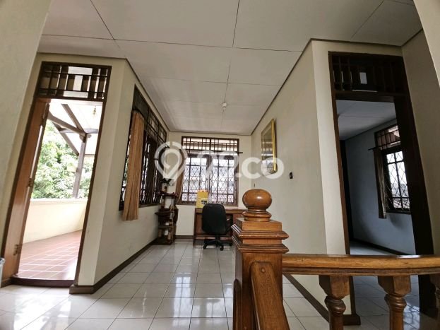 Siap Huni Rumah Mewah 5 Kamar di Ciputat Dekat ke Mana Saja Siap Huni Rumah Mewah 5 Kamar di Ciputat Dekat ke Mana Saja