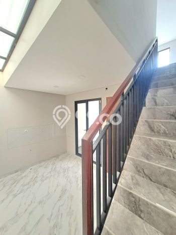 For Sale Hunian Rumah Terawat 2 Kamar di Pondok Labu, Jakarta Selatan For Sale Hunian Rumah Terawat 2 Kamar di Pondok Labu, Jakarta Selatan