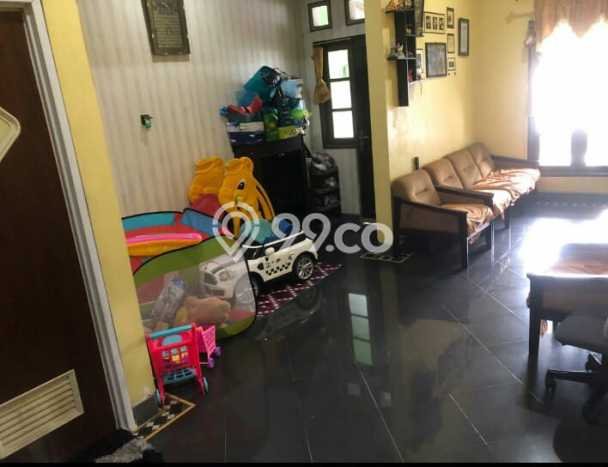 For Sale Rumah 3 Kamar Lokasi Strategis Nyaman dan Strategis di Gedangan For Sale Rumah 3 Kamar Lokasi Strategis Nyaman dan Strategis di Gedangan