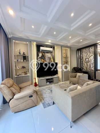 Dijual Rumah Premium dengan Fasilitas Sekitar Komplit di Dukuh Pakis, Surabaya Dijual Rumah Premium dengan Fasilitas Sekitar Komplit di Dukuh Pakis, Surabaya