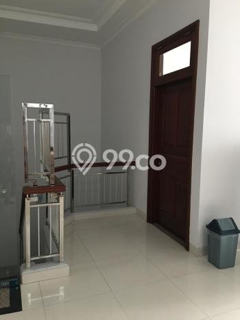 Dijual Rumah Premium dengan Fasilitas Sekitar Komplit di Wiyung, Surabaya Dijual Rumah Premium dengan Fasilitas Sekitar Komplit di Wiyung, Surabaya